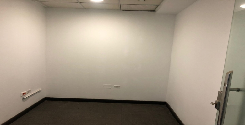 مكتب للايجار بالمهندسين