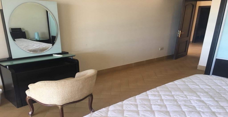 فيلا للايجار في قرية لافيستا بالعين السخنه 4 غرف