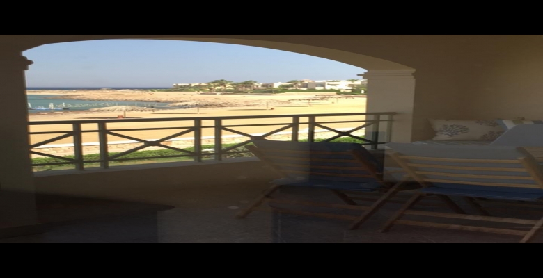 فيلا للايجار في قرية لافيستا بالعين السخنه 4 غرف