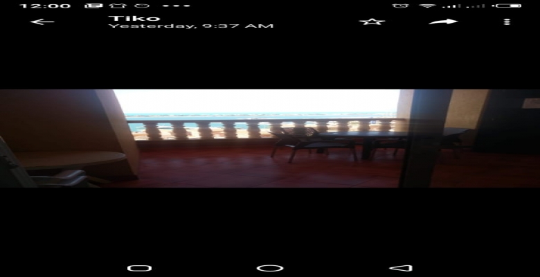 شاليه لايجار ببورتو مارينا يطل على البحر وحمام السباحة