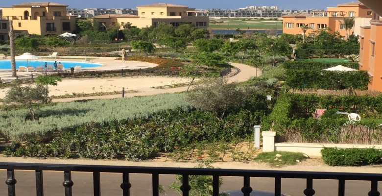 توينهاوس فى ايزولا مراسى فى الساحل الشمالى