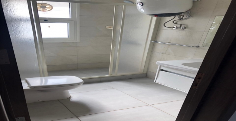 شاليه للايجار في امواج الدور ارضي 3غرف