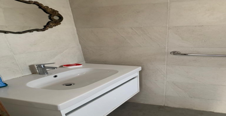 شاليه للايجار في امواج الدور ارضي 3غرف