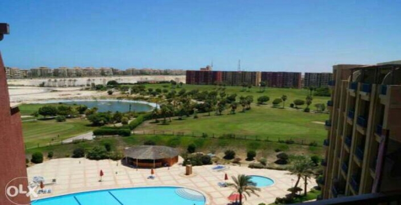 شاليه للبيع في بورتو جولف مارينا عمارة 42 الدور التامن