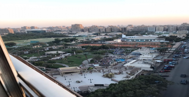 شقه للبيع في شارع مكة بالدقي/ algomhoria