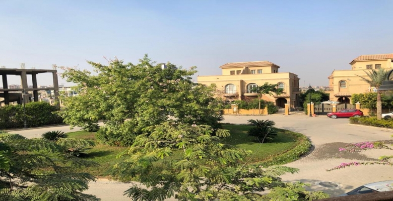 تاون هاوس للبيع بالسادس من اكتوبر