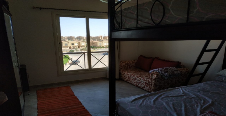 شاليه للايجار في قريه بياسيرا العين السخنه