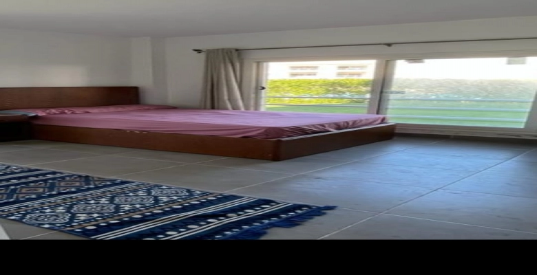 شاليه ارضي بجنينه للايجار بالساحل الشمالي ( امواج )