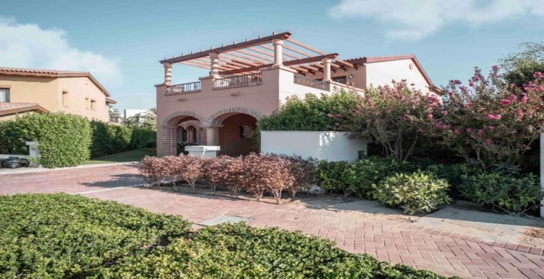 فيلا للايجار في اريزو / Villa for rent in Arezzo