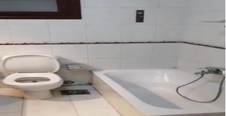 شقة بموقع متميز بالمهندسين سوبر لوكس للإيجار موازي لشارع لبنان / An apartment with a prime location in Mohandeseen, fully furnished for rent, parallel to Lebanon Street.