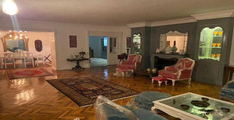 شقه للايجار بالزمالك ( الجزيرة الوسطي ) / Apartment for rent in Zamalek (Central Island)