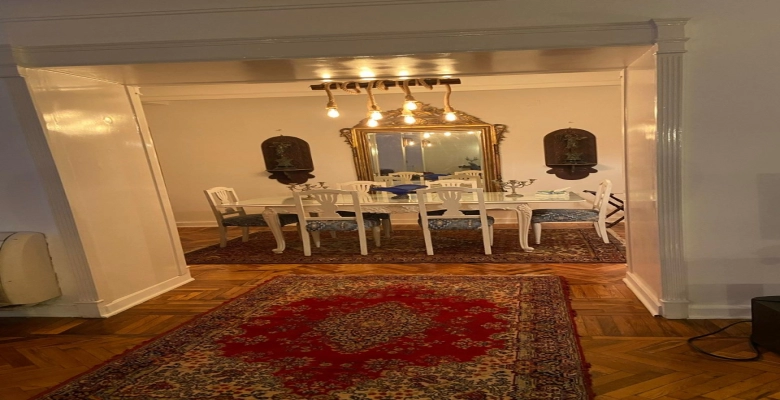 شقه للايجار بالزمالك ( الجزيرة الوسطي ) / Apartment for rent in Zamalek (Central Island)