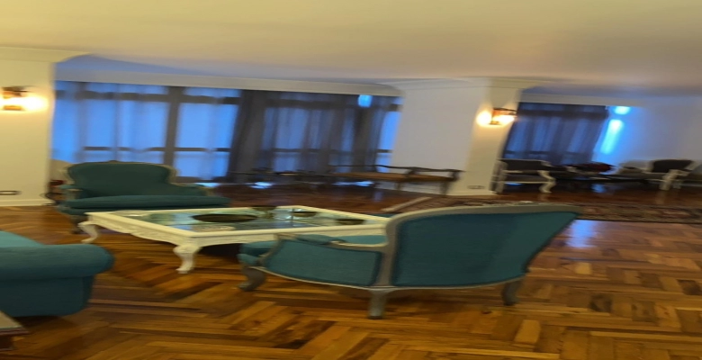 شقه للايجار بالزمالك ( الجزيرة الوسطي ) / Apartment for rent in Zamalek (Central Island)