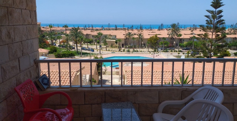 شاليه تراس هاووس للايجار بقرية الزهور بالساحل الشمالي - A terrace house chalet for rent in Al Zohour, North Coast