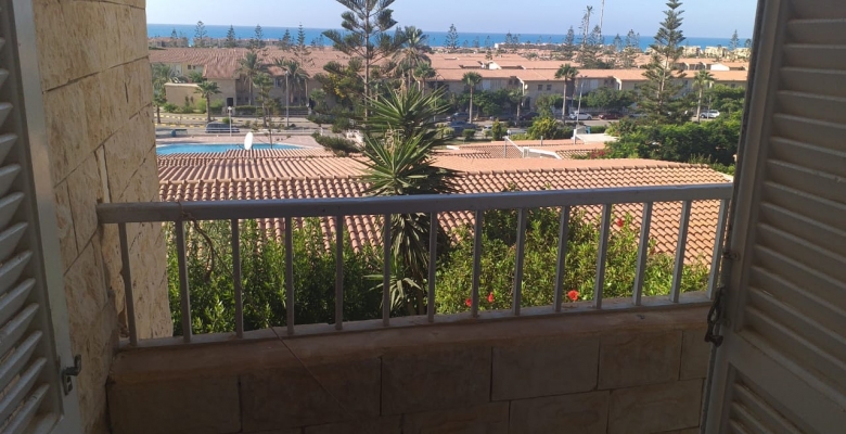 شاليه تراس هاووس للايجار بقرية الزهور بالساحل الشمالي - A terrace house chalet for rent in Al Zohour, North Coast