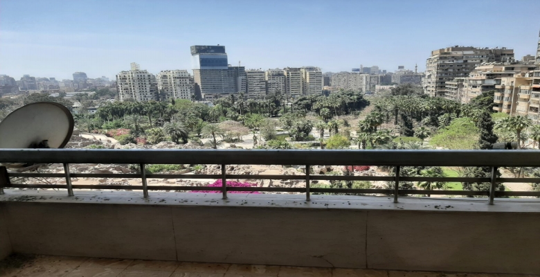 شقة للايجار بالزمالك بموقع مميز / Apartment for rent in Zamalek in a prime location.