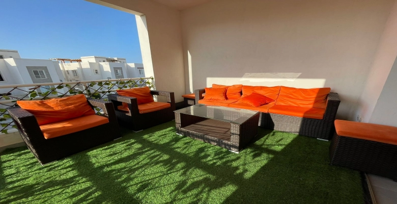 شاليه للأيجار في أمواج | Chalet for rent in Amwaj.