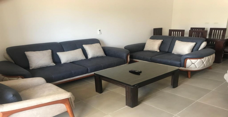 شاليه للايجار في أمواج .Chalet for rent in Amwaj