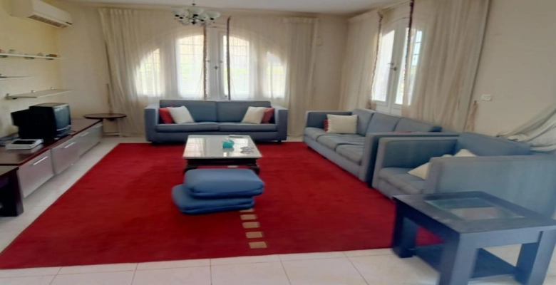 فيلا للايجار في مارينا الساحل الشمالي 4 غرف