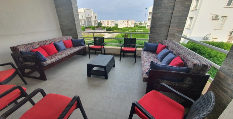 شاليه للايجار في أمواج . Chalet for rent in Amwaj.