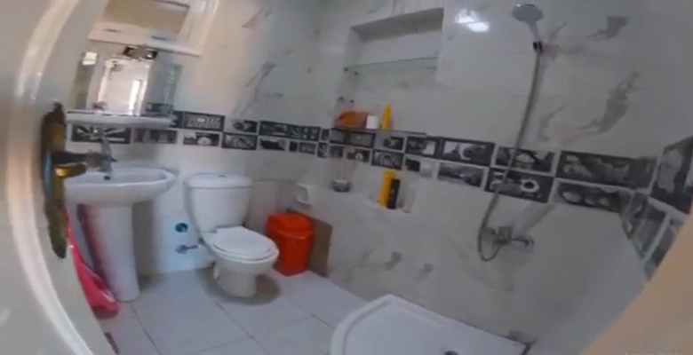 شاليه للايجار دور ثاني علوي بمارينا الساحل الشمالي منطقه ٣١ / A second floor chalet is available for rent in Marina - North coast, in Zone 31