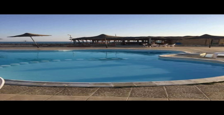 شاليه للايجار في قرية فرح واحد سيدي عبد الرحمن - الساحل الشمالي / A Chalet for rent in Farah Wahid Sidi Abdel Rahman Village - North Coast.