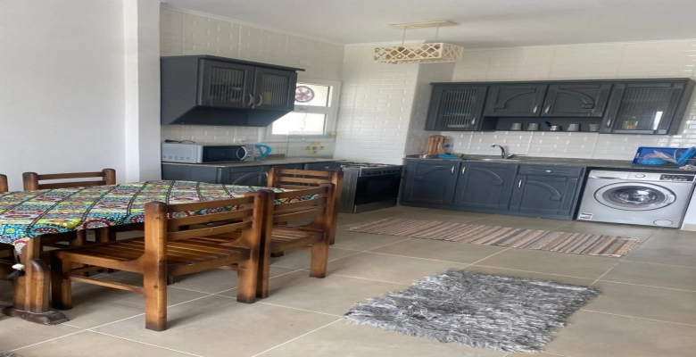 شاليه للايجار بقرية أمواج - الساحل الشمالي / A chalet is available for rent in Amwaj Village - North Coast