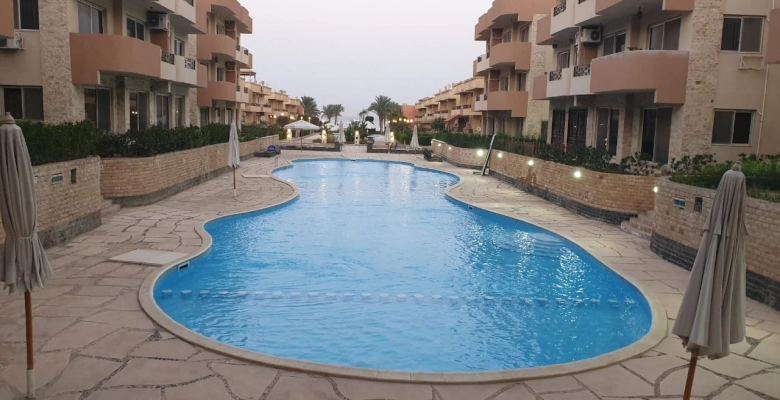 شاليه للايجار بقرية هوليداي فيو - العين السخنة /  A chalet is available for rent in Holiday View Village - Ain Sokhna