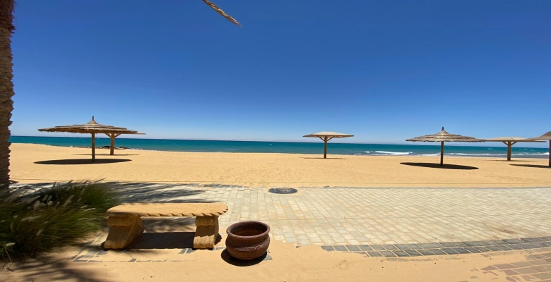 شاليه للايجار بقرية هوليداي فيو - العين السخنة /  A chalet is available for rent in Holiday View Village - Ain Sokhna