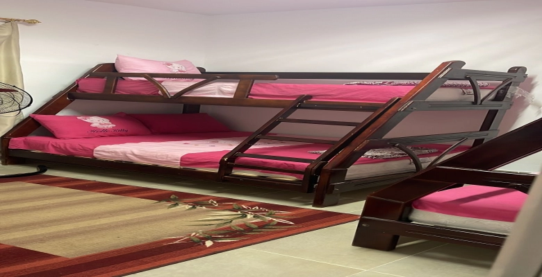 شاليه للايجار في أمواج - الساحل الشمالي / A chalet is available for rent in Amwaj - North Coast