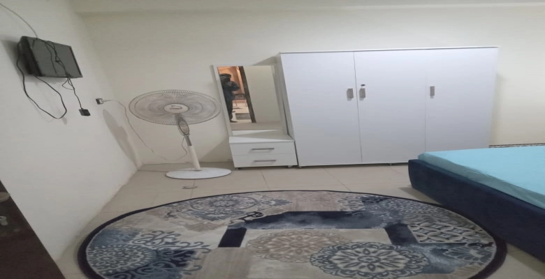 استديو للايجار في شارع شجرة الدر - الزمالك / Studio for rent on Shajarat Al Dor Street - Zamalek