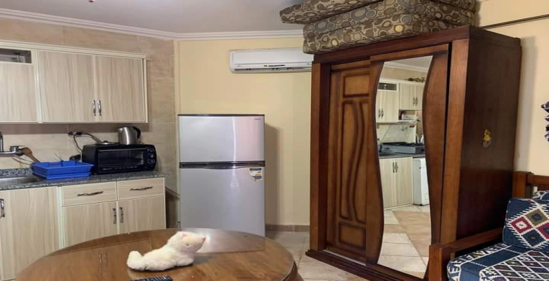 شاليه استديو للايجار في لازوردي باي - الساحل الشمالي /  A studio chalet is available for rent in Lazurde Bay, North Coast