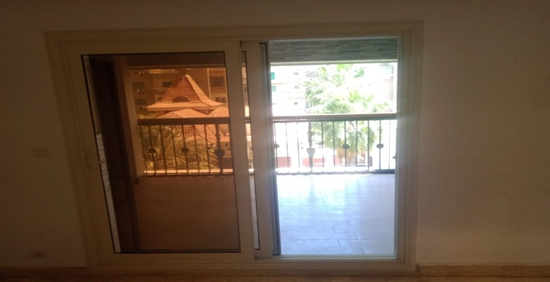 شقة للايجار في شارع أحمد مظهر - الزمالك / Apartment for rent on Ahmed Mazhar Street - Zamalek