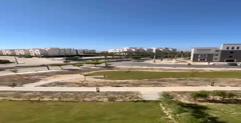 شاليه للايجار فى امواج - الساحل الشمالي / A chalet for rent in Amwaj - North Coast