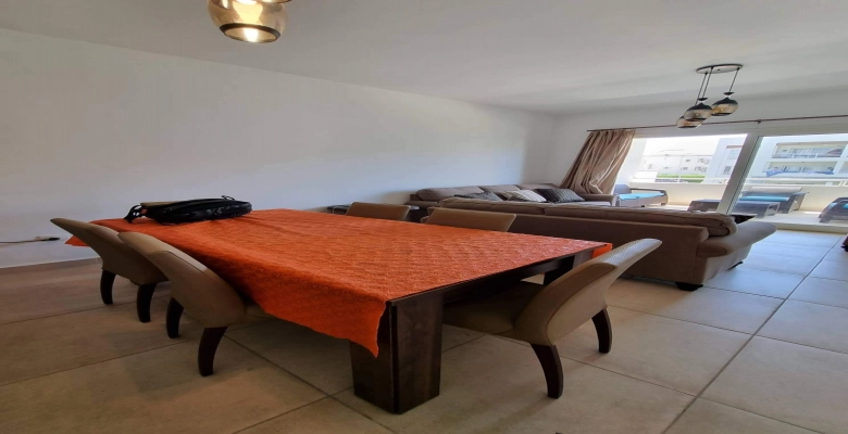 شاليه للايجارفي قرية امواج - الساحل الشمالي / Chalet for rent in Amwaj village - North Coast