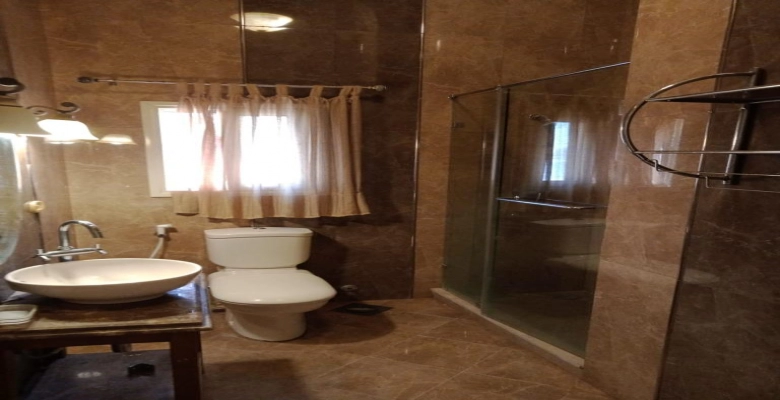 (فيلا للايجار) بمارينا الساحل الشمالي