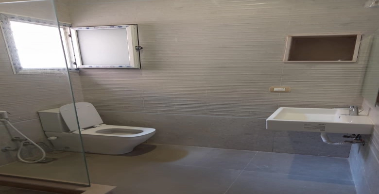 (فيلا للايجار) بمارينا الساحل الشمالي