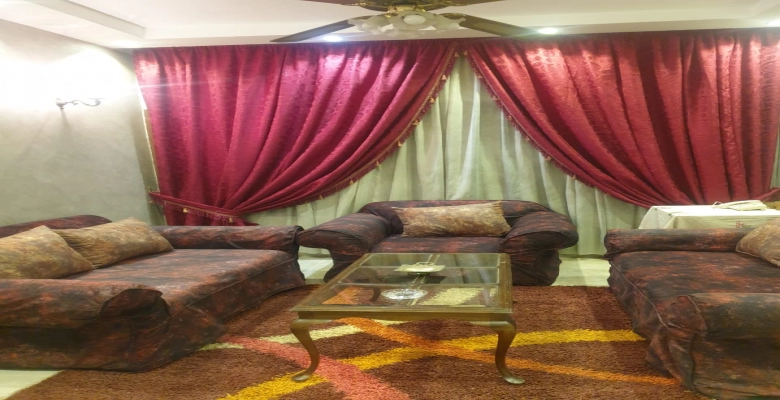 شقة للايجار في الدقي - شارع قاسم ناصية شارع الدقي | Algomhoria