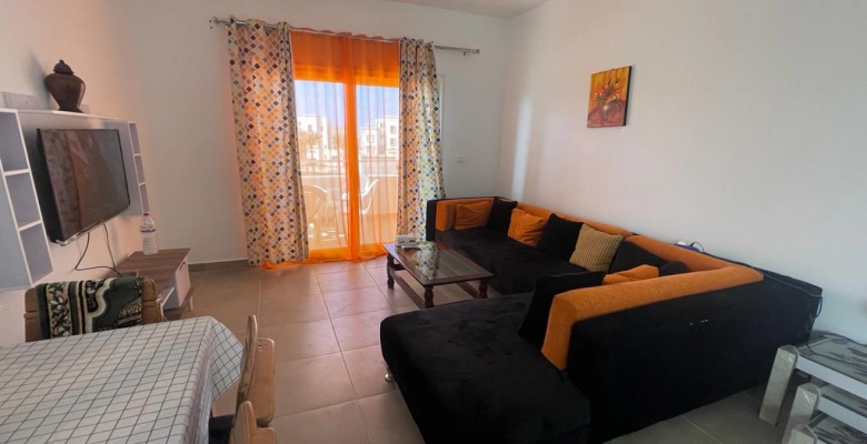 شالية للايجار فى قرية امواج - موقع مميز | الجمهورية للعقارات.