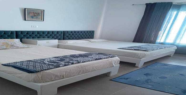 شالية للايجار فى قرية امواج - موقع مميز | الجمهورية للعقارات.