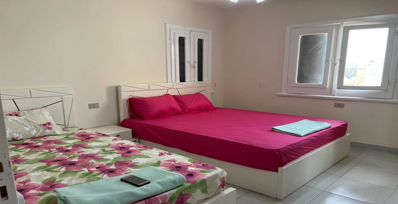 شاليه للإيجار في الساحل الشمالي في قرية مينا 4