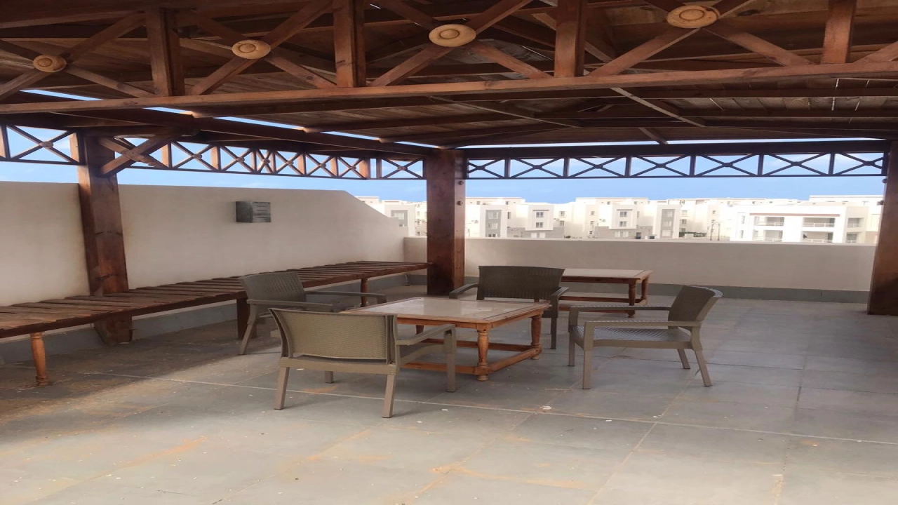 بنتهاوس للايجار في امواج 3غرف