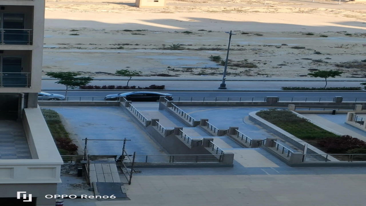 شالية للإيجار في الدون تاون العالمين الجديدة خلف ابراج العالمين