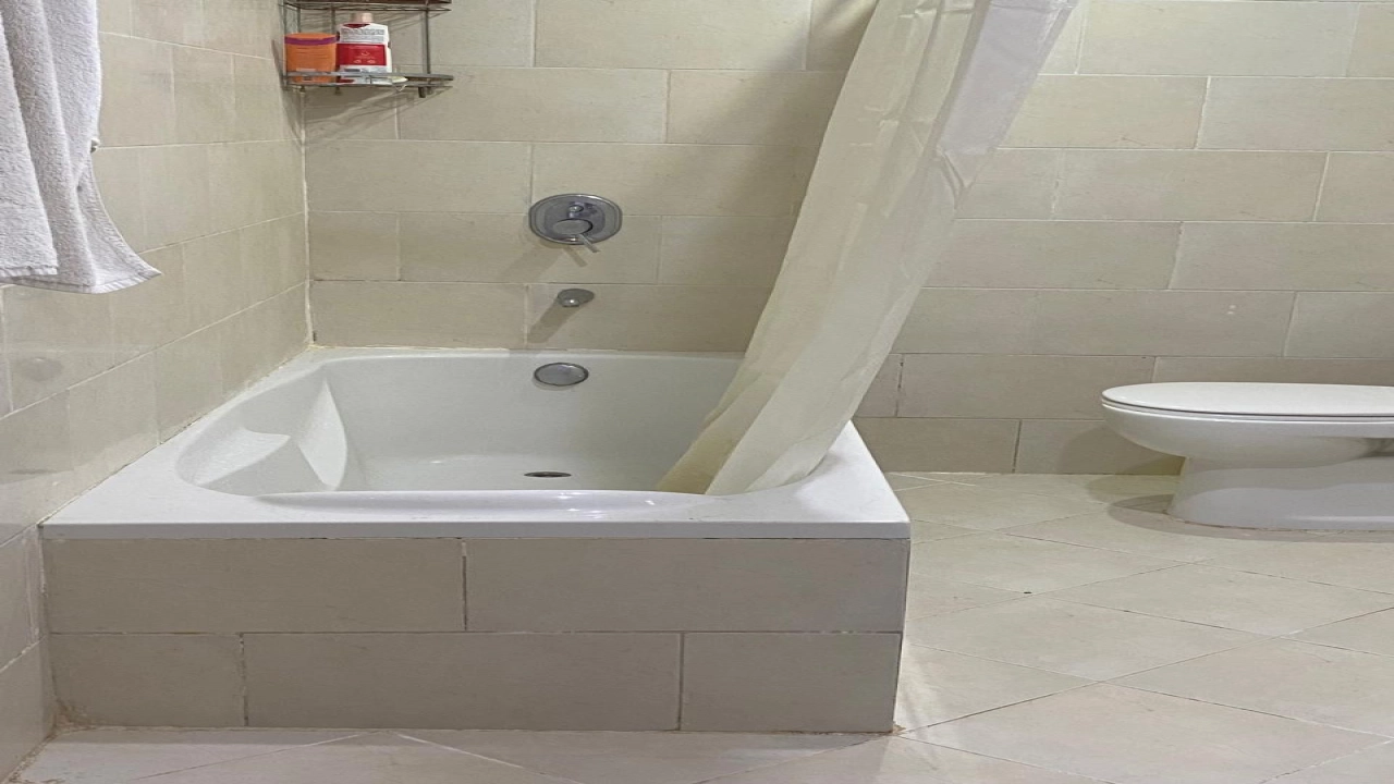 استوديو للايجار -- بورتو مارينا -- الساحل الشمالي