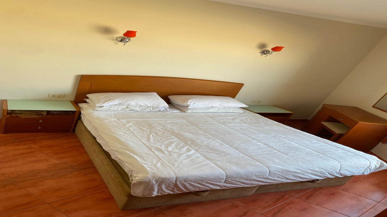 استوديو للايجار -- بورتو مارينا -- الساحل الشمالي