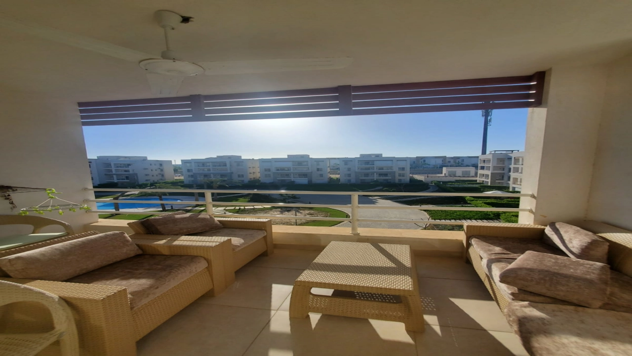 شالية للايجار 2 غرفه _قرية امواج_ الساحل الشمالي