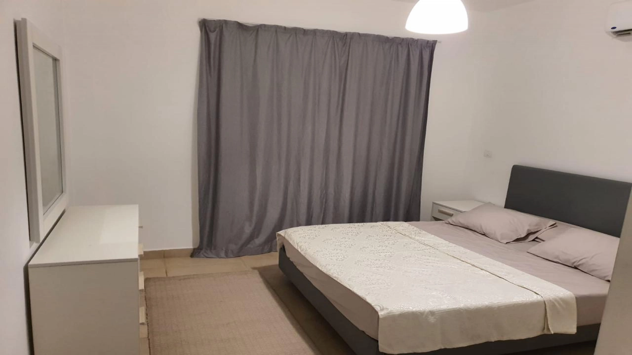 شالية غرفتين للأيجار قرية امواج الساحل الشمالي