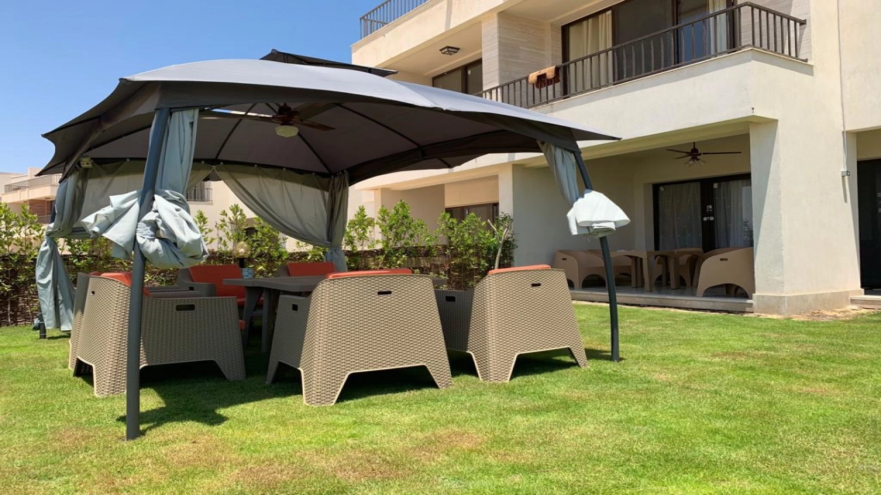 توينهاوس للايجار و البيع  - في الساحل الشمالي - بمراسي ( بلانكا )