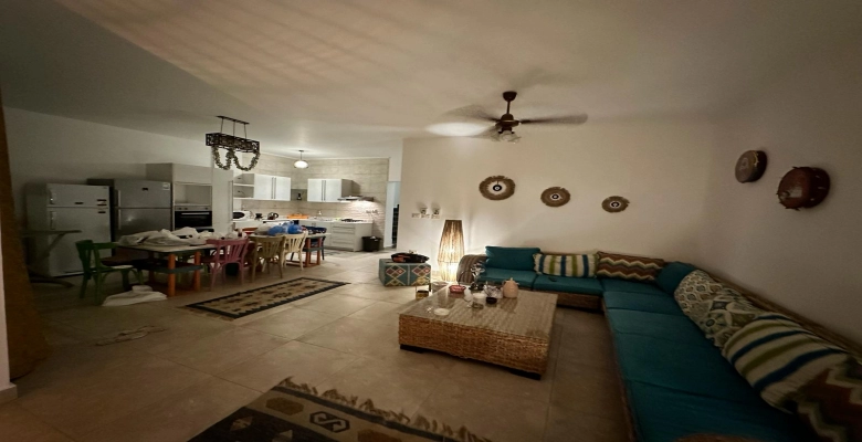 شالية للإيجار في قرية امواج الساحل الشمالي Chalet for rent in Amwaj North Coast Village