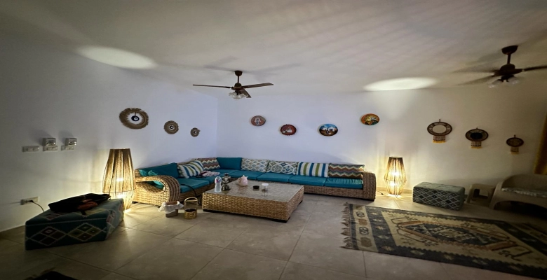 شالية للإيجار في قرية امواج الساحل الشمالي Chalet for rent in Amwaj North Coast Village